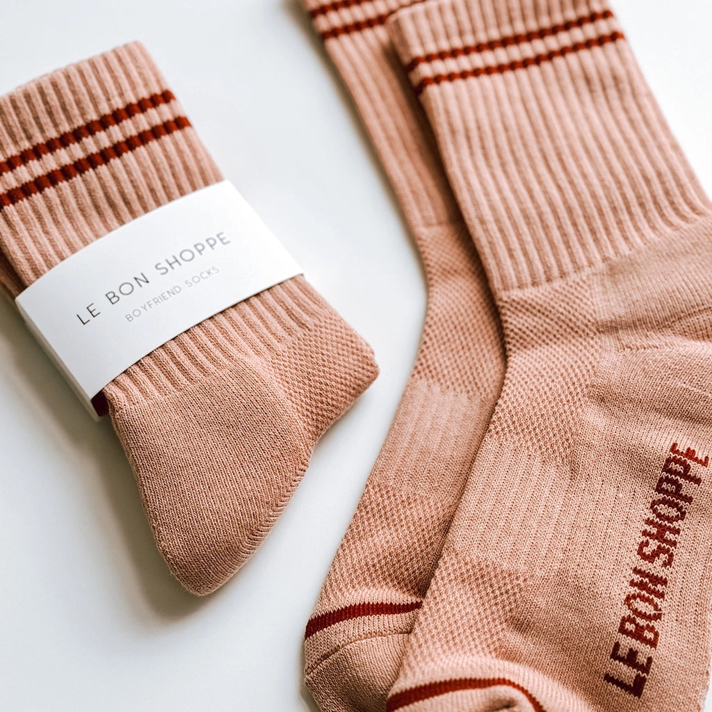 Le Bon Shoppe Boyfriend socks in vintage pink. byFoke.